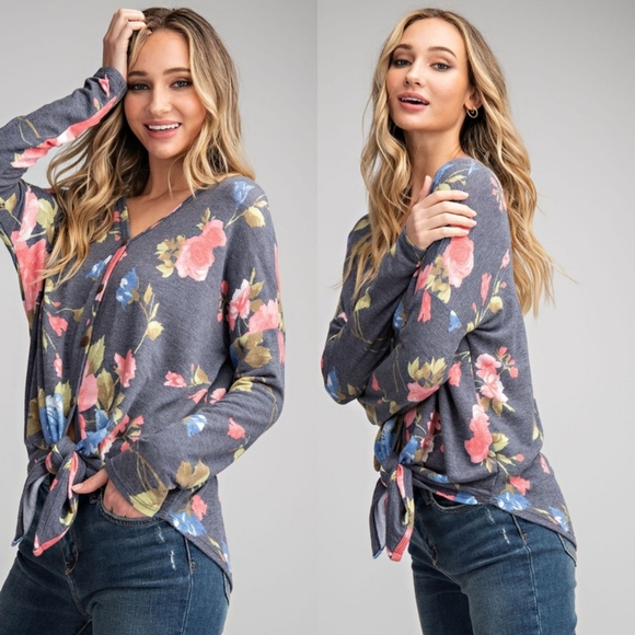 Floral button down top with front tie - Picture 6 of 8